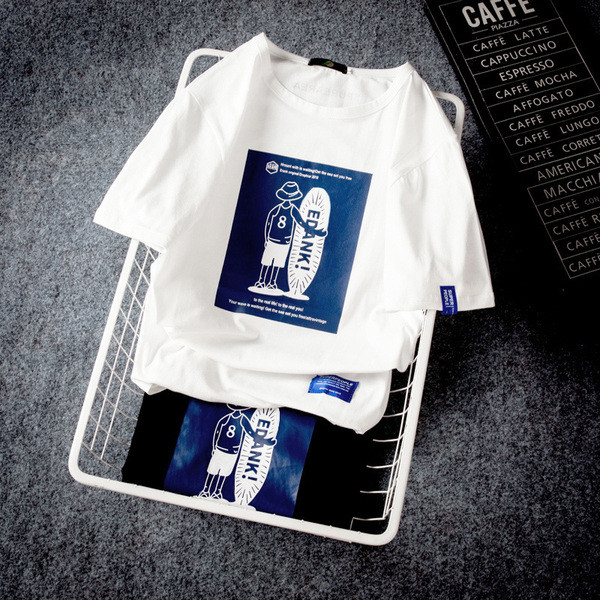 Férfi póló rátéttel, kerek nyakkivágással