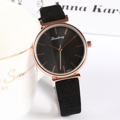 Ženski sat s remenom od eko brušene kože