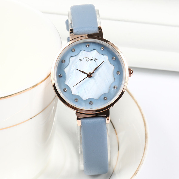 Öko-nahast õhukese rihmaga naiste käekell