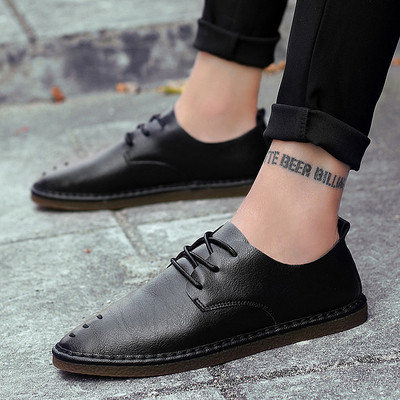 Ανδρικά μοκασίνια με κορδόνια και επίπεδη σόλα σε τρία χρώματα