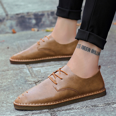 Ανδρικά μοκασίνια με κορδόνια και επίπεδη σόλα σε τρία χρώματα