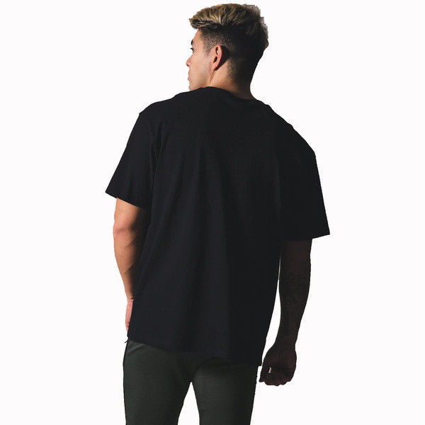 Meeste vabaaja T-särk värvilise kirjaga