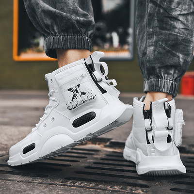 Kareda tallaga meeste tossud - mitu mudelit