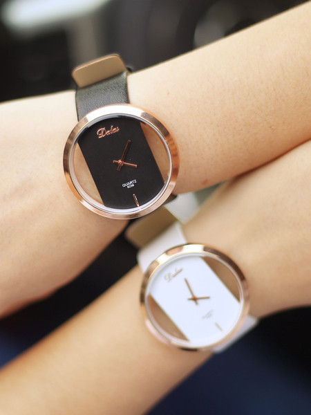 Uue mudeli nahkrihmaga naiste käekell - ümar kuju