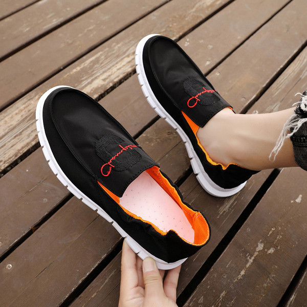 Ανδρικά καθημερινά μοκασίνια με επιγραφή και επίπεδη σόλα