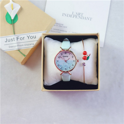 Καθημερινό γυναικείο ρολόι με δερμάτινο λουράκι - στρογγυλό σχήμα