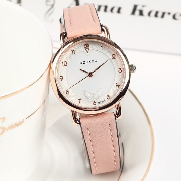 Női kerek karóra műbőr szíjjal