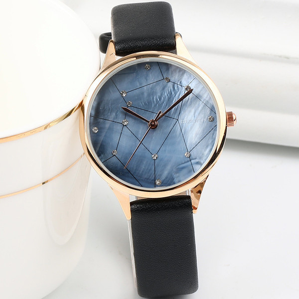 Nahast rihmaga naiste kvartskell