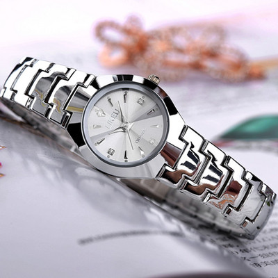 Μοντέρνο γυναικείο ρολόι με μεταλλική αλυσίδα - ρετρό στιλ