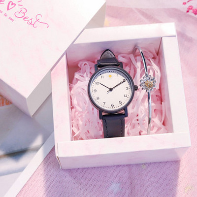 Nahast rihma ümara kujuga uus mudel naiste käekell