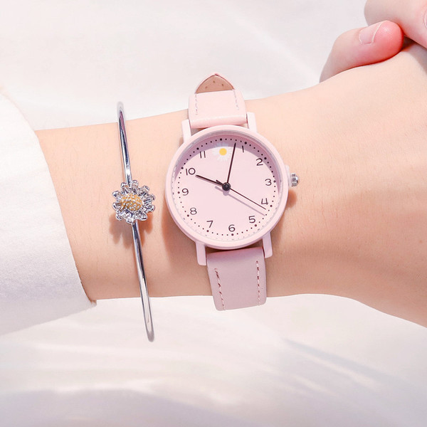 Nahast rihma ümara kujuga uus mudel naiste käekell