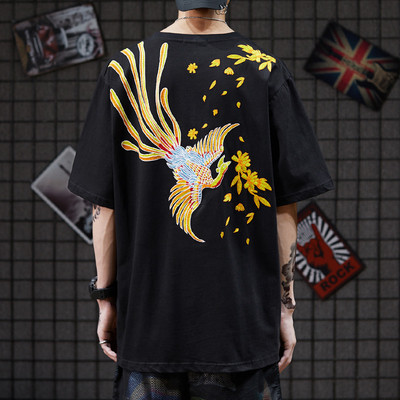 Férfi póló színes rátéttel a hátán - széles modell