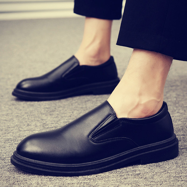 Κομψά ανδρικά έκο δερμάτινα μοκασίνια με επίπεδη σόλα