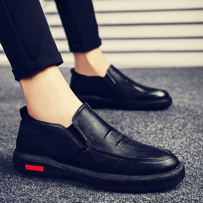 Moodsad lameda tallaga nahast mokassiinid