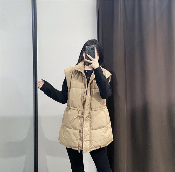 Γυναικείο γιλέκο με  κορδόνια και ψηλό γιακά