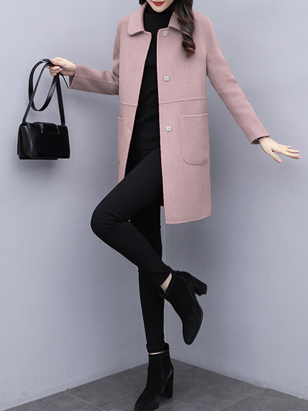 Klassikalise krae ja taskutega vabaaja naiste mantel