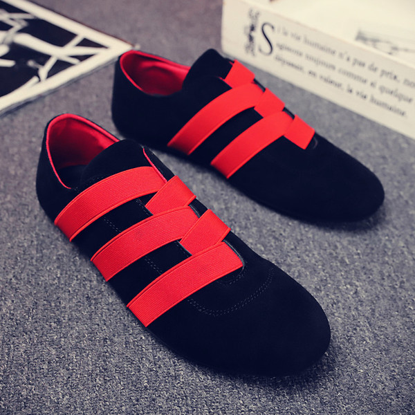 Αναπνεύσιμα ανδρικά μοκασίνια με επίπεδη σόλα και ελαστικά