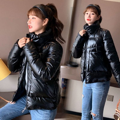 Naiste kõrge krae ja lukuga jakk