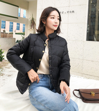 Νέο χειμερινό γυναικείο μπουφάν με χαμηλό γιακά και κουμπιά
