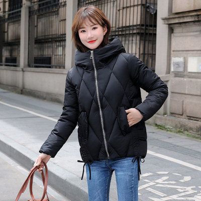 Γυναικείο χειμερινό μπουφάν και τσέπες και κουκούλα