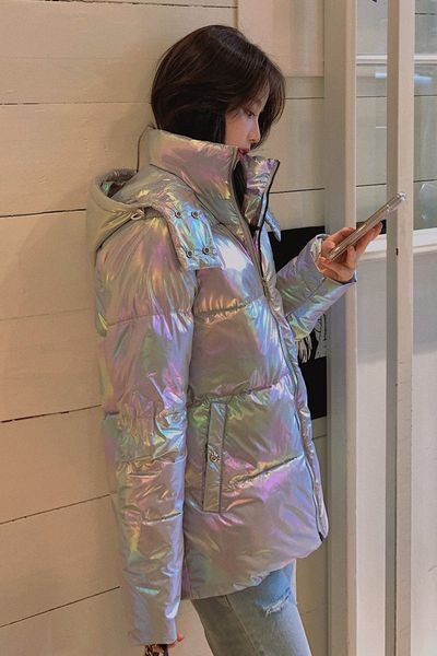 Napi téli kabát kapucnival és zsebekkel