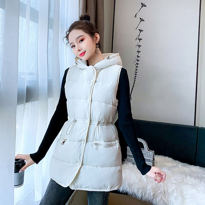 Naiste talvevest lipsudega vöökohal ja kapuutsil