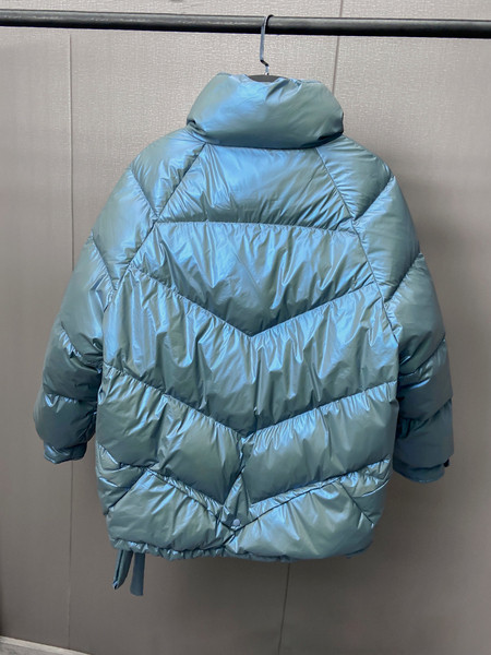 Naiste talvejope - lai taskutega mudel