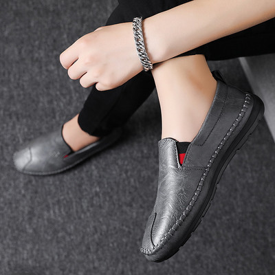 Ανδρικά μοκασίνια από έκο δέρμα με κέντημα