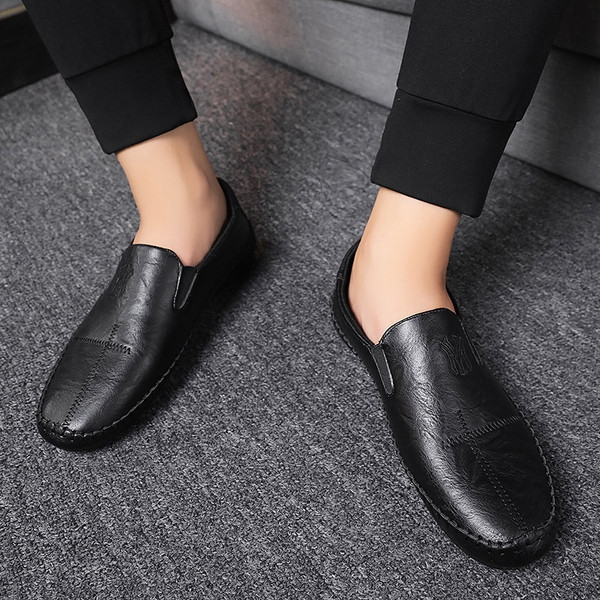 Ανδρικά έκο δερμάτινα μοκασίνια κλασικό  μοντέλο