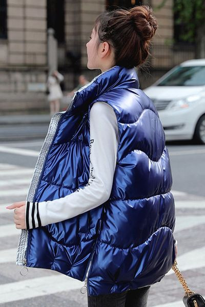 Γυναικείο μοντέρνο γιλέκο με φερμουάρ - ασύμμετρο μοντέλο