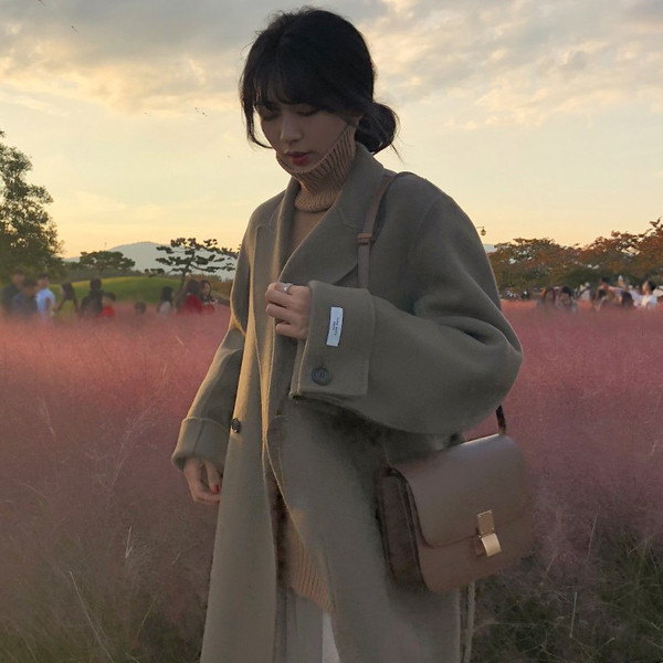 Dugi jesensko-zimski kaput na gumbe