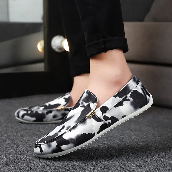 Νέο μοντέλο αναπνεύσιμα ανδρικά μοκασίνια με σχέδιο καμουφλάζ