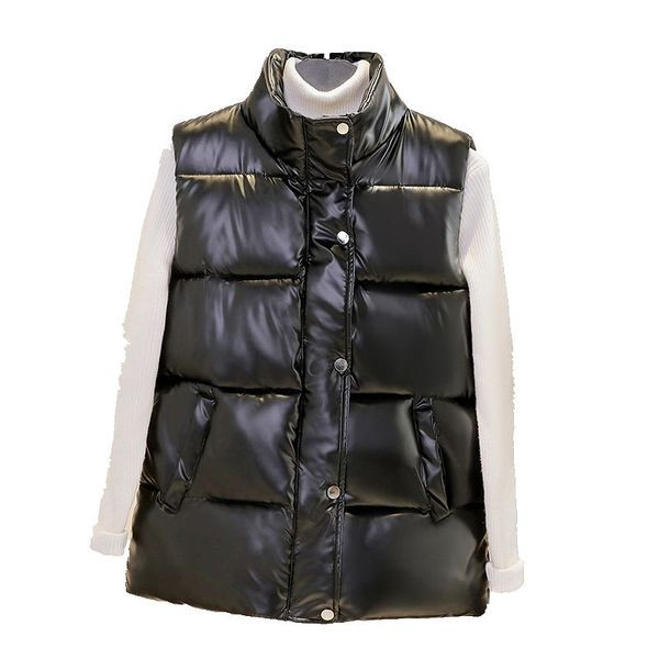 Alkalmi női mellény magas gallérral, gombokkal és zsebekkel