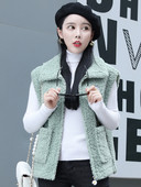 Női pehelymellény zsebekkel