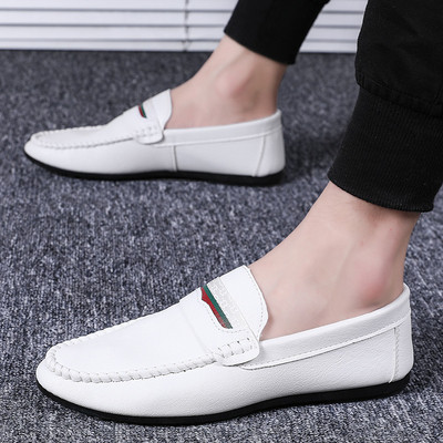 Κομψά ανδρικά μοκασίνια κατασκευασμένα από έκο δέρμα με επίπεδη σόλα