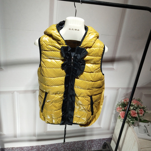 Γυναικείο γιλέκο με φερμουάρ και κουκούλα