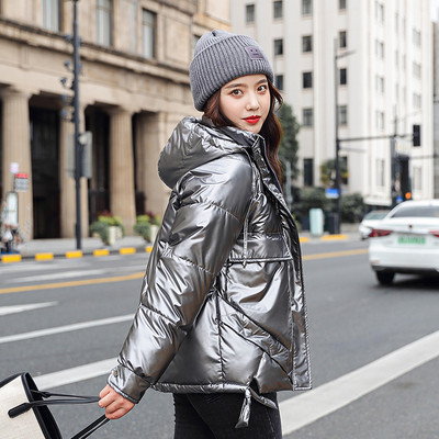 Νέο μοντέλο γυναικείο χειμερινό μπουφάν με κουκούλα και τσέπες