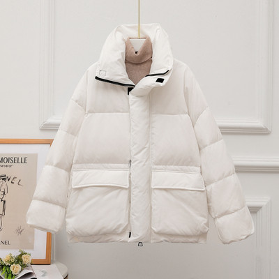 Lühike naiste jakk taskute ja kõrge kraega