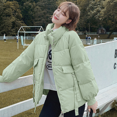 Γυναικείο χειμερινό μπουφάν με κουκούλα και τσέπες