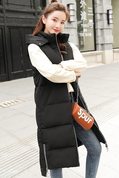 Μοντέρνο γυναικείο γιλέκο μακρύ μοντέλο με φερμουάρ