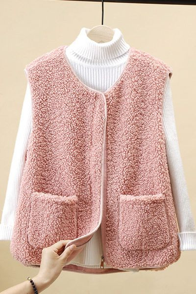 Γυναικείο χειμερινό γιλέκο με τσέπες και φερμουάρ