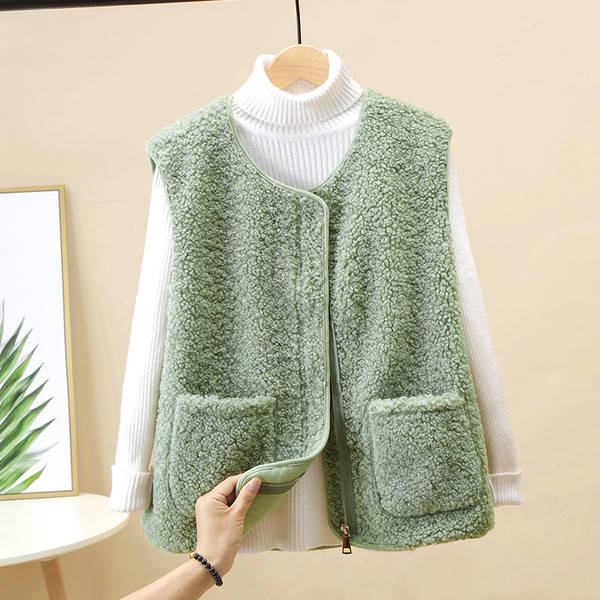 Γυναικείο χειμερινό γιλέκο με τσέπες και φερμουάρ