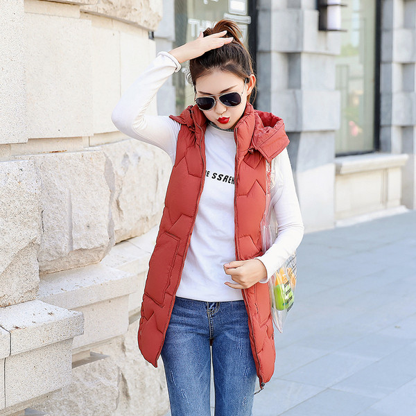 Γυναικεία σπορ και casual γιλέκο με κουκούλα