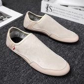 Κομψά ανδρικά μοκασίνια από υφάσματα με επίπεδη σόλα