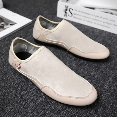 Κομψά ανδρικά μοκασίνια από υφάσματα με επίπεδη σόλα