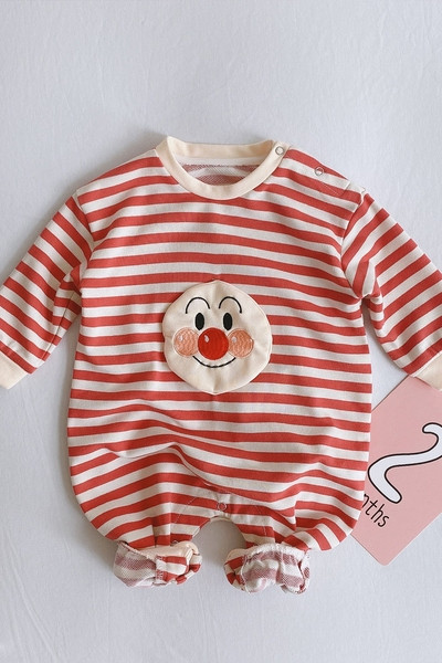 Ριγέ παιδική φόρμα με μακριά μανίκια και απλικέ