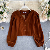 Naiste vabaaja lühike nööpide ja pikkade varrukatega särk