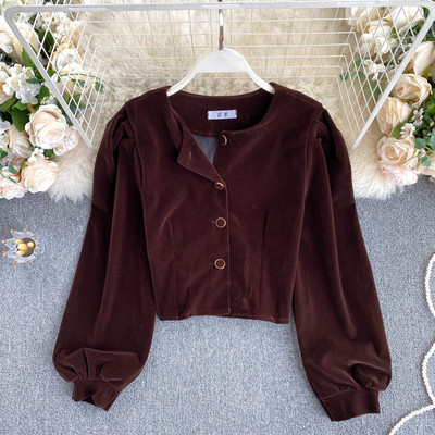 Naiste vabaaja lühike nööpide ja pikkade varrukatega särk