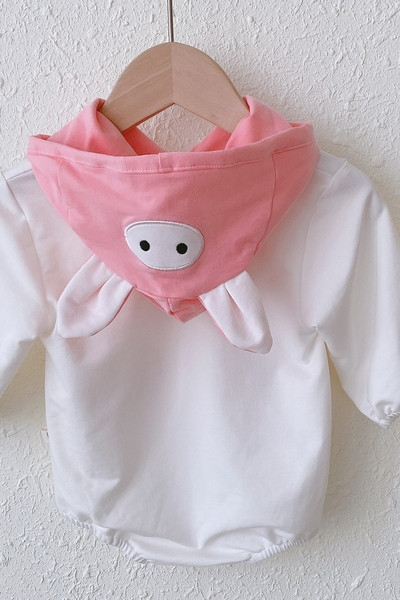 Μοντέρνο βρεφικό κορμάκι για κορίτσια με μακριά μανίκια και κουκούλα