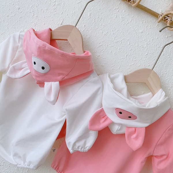 Μοντέρνο βρεφικό κορμάκι για κορίτσια με μακριά μανίκια και κουκούλα